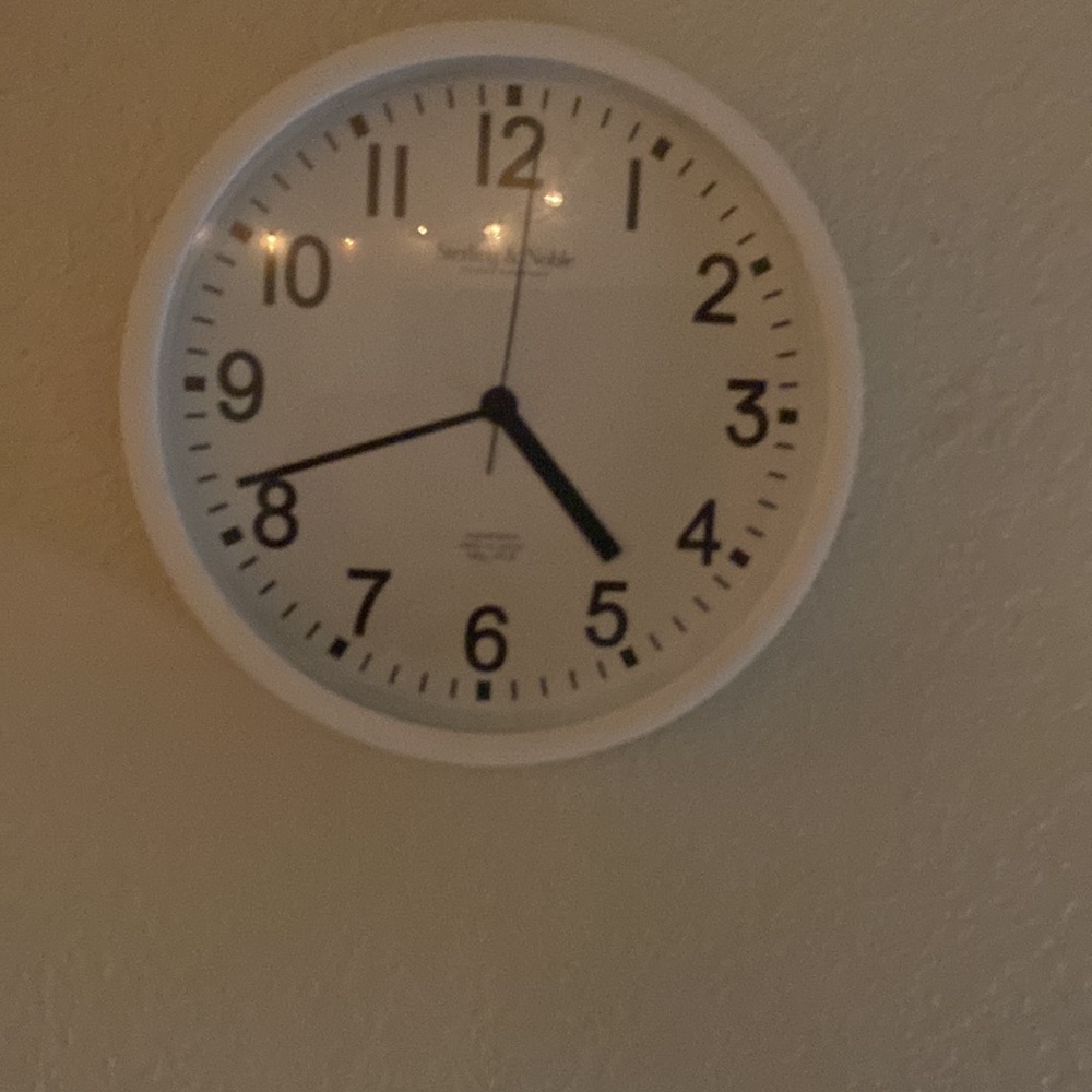 Clock - Picture 3 of 3